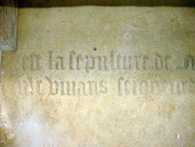 Dalle funéraire, Inscription