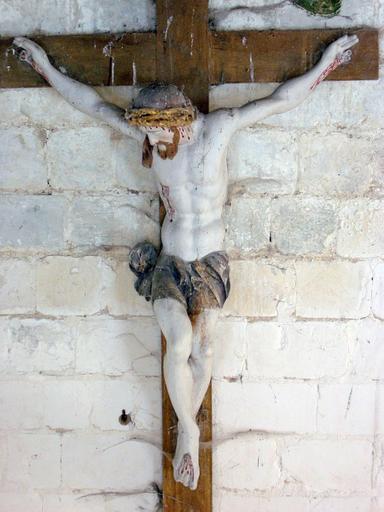 Christ en croix, vue générale - © Ministère de la Culture, 2003 ; © Conseil régional de Champagne-Ardenne, 2003 ; © Conseil général de l'Aube, 2003