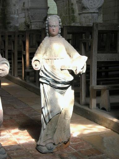 2 statues : Saintes Agathe et Anne (?)