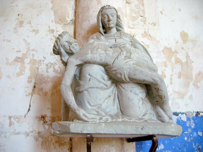 Statue : Vierge de Pitié, vue générale