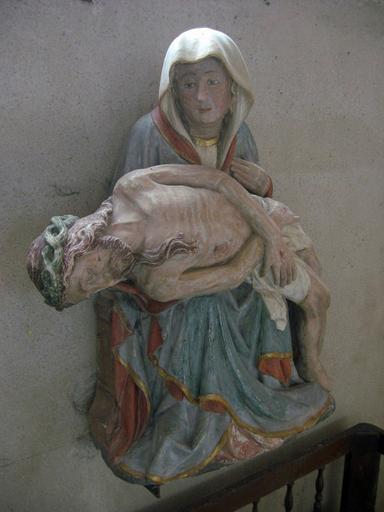 Groupe sculpté : Vierge de Pitié, vue générale - © Ministère de la Culture, 2003 ; © Conseil régional de Champagne-Ardenne, 2003 ; © Conseil général de l'Aube, 2003