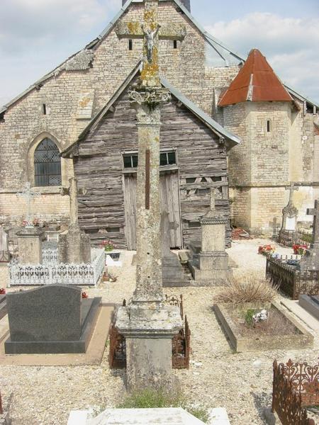 Croix de cimetière