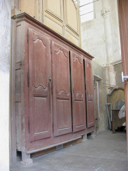 Armoire