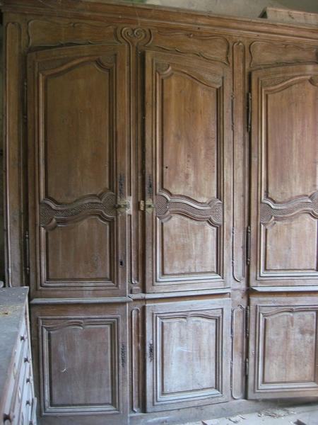 Armoire de sacristie