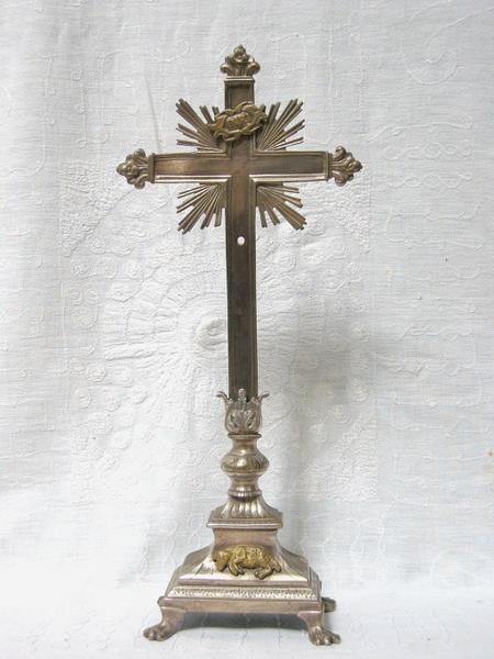 Croix d'autel