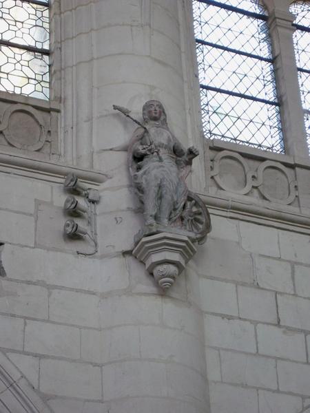 Statue : Sainte Catherine