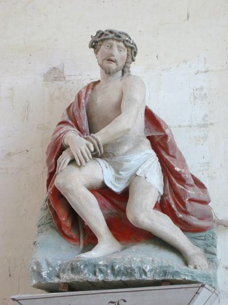 Statue : Christ de Pitié