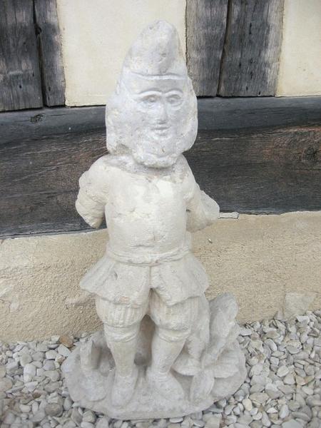 Statuette : Saint Marcel