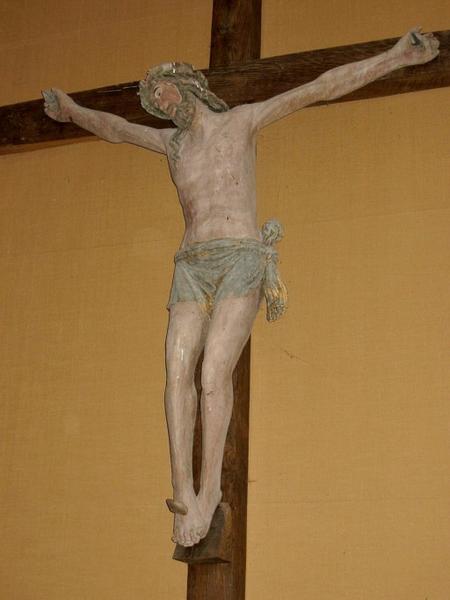 Sculpture : Christ en croix