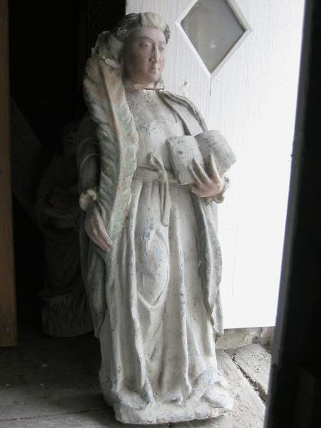 Statue : Sainte Reine