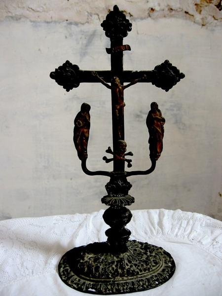 Croix d'autel (calvaire)