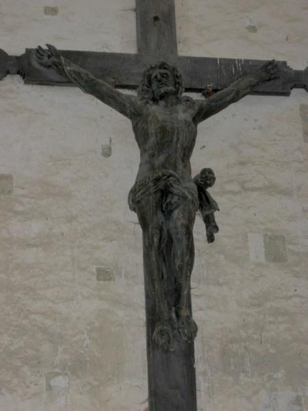 Sculpture : Christ en croix