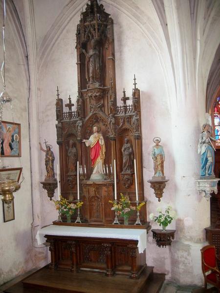 Autel et retable du Sacré-Coeur, tabernacle, 3 statues