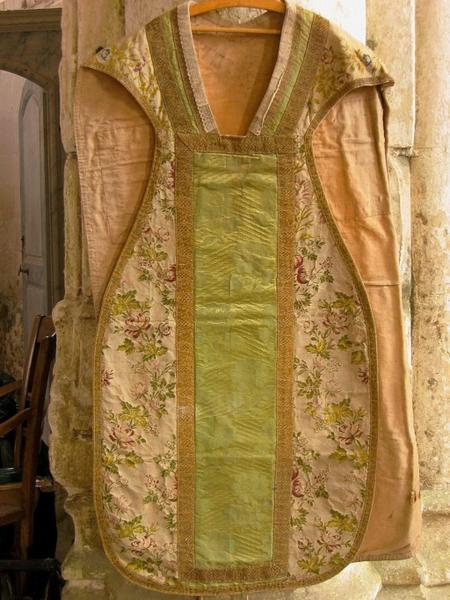 Chasuble, manipule