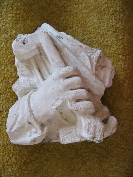 Statue (fragment) : Saint Pierre