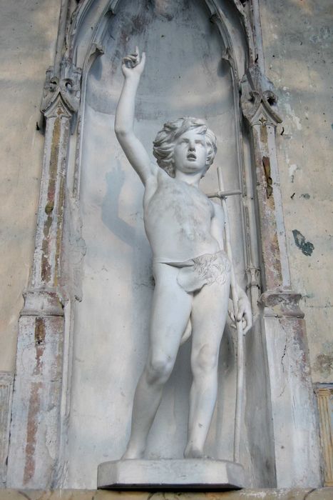 statue : Saint Jean-Baptiste enfant