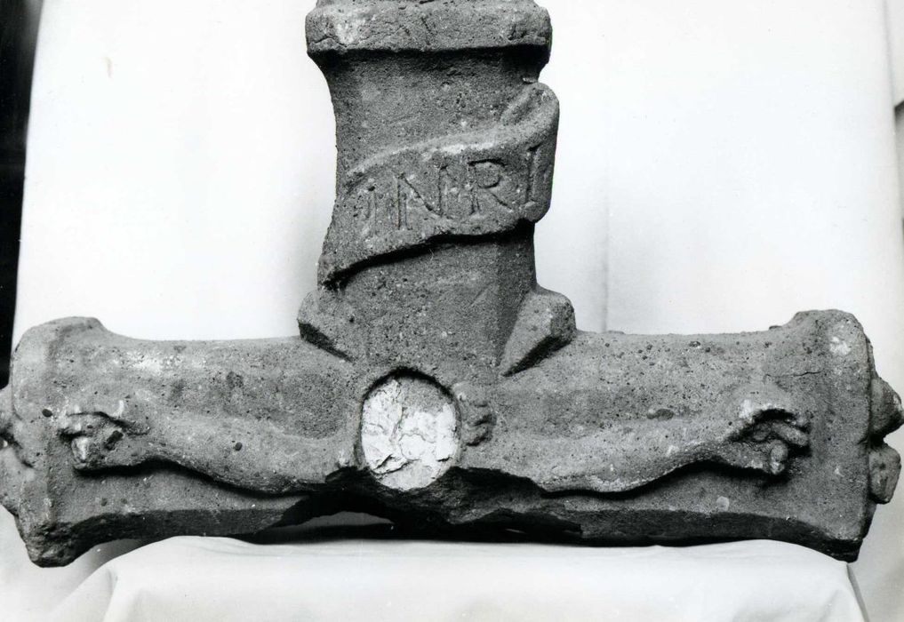 croix de chemin (fragment) - © Ministère de la Culture (France), Conservation des antiquités et des objets d’art de l’Aude – Tous droits réservés