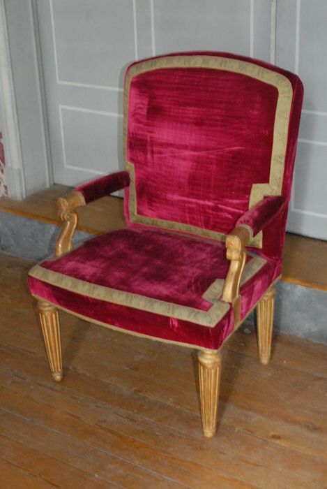 fauteuil épiscopal