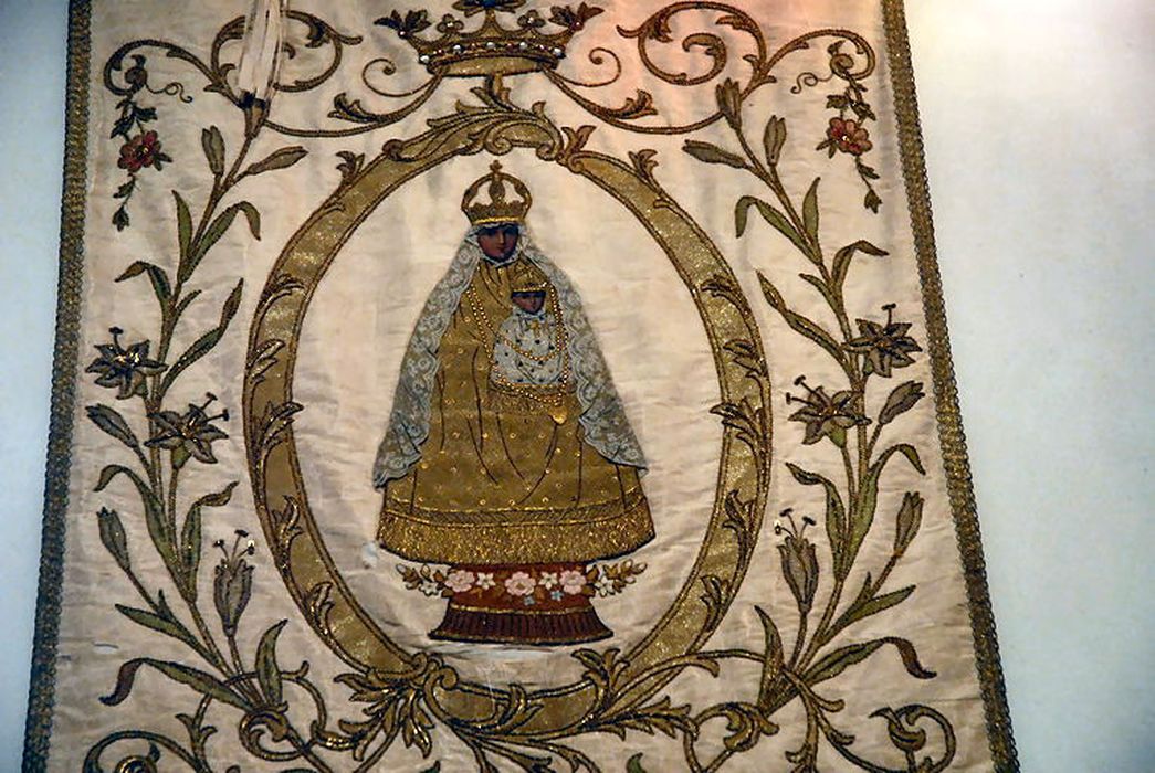 bannière de procession : Notre-Dame de Marceille - © Ministère de la Culture (France), Conservation des antiquités et des objets d’art de l’Aude – Tous droits réservés 
