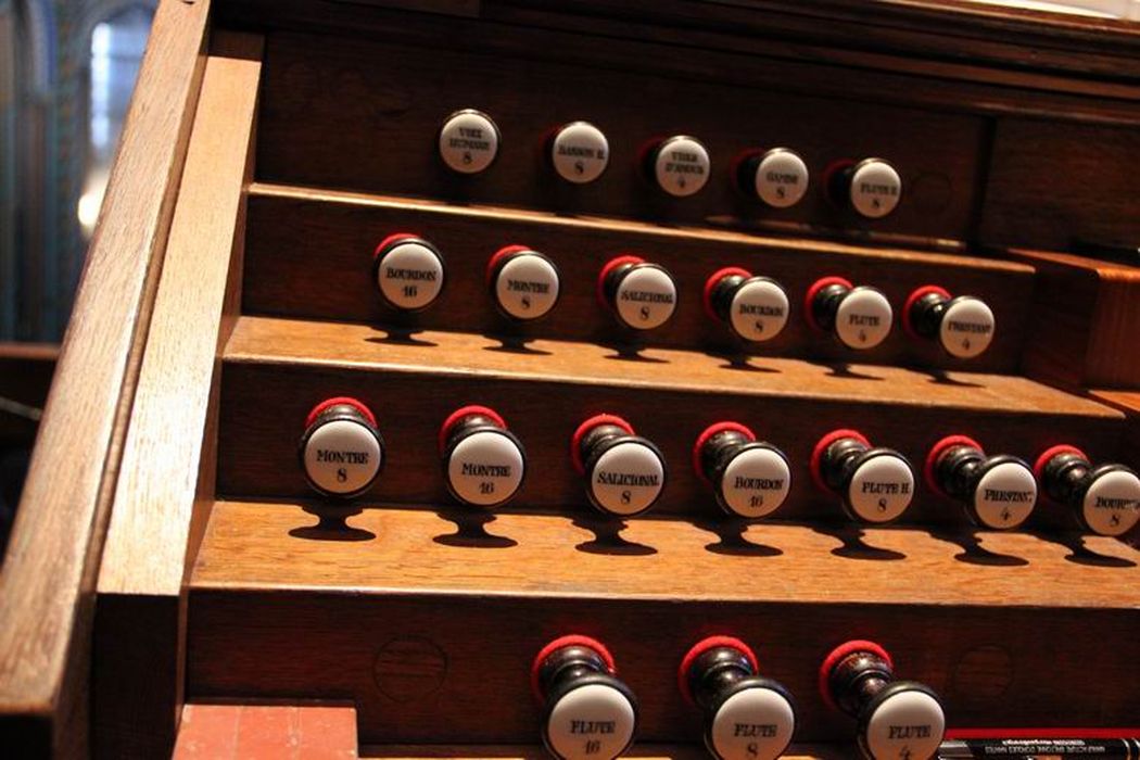 orgue de tribune : partie instrumentale de l'orgue