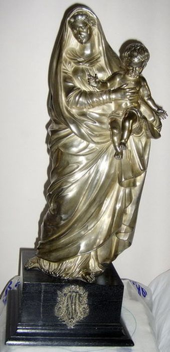 statuette : Vierge à l'Enfant, socle - © Ministère de la Culture (France), Conservation des antiquités et des objets d’art de l’Aude – Tous droits réservés 