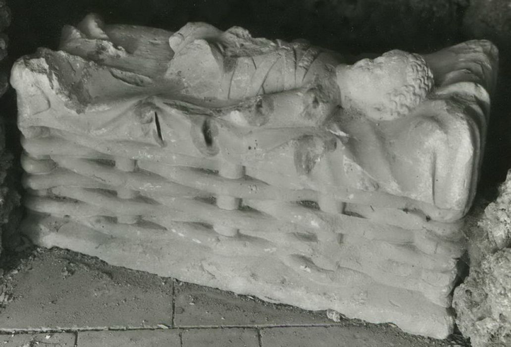 crèche, fragment de l'Enfant Jésus