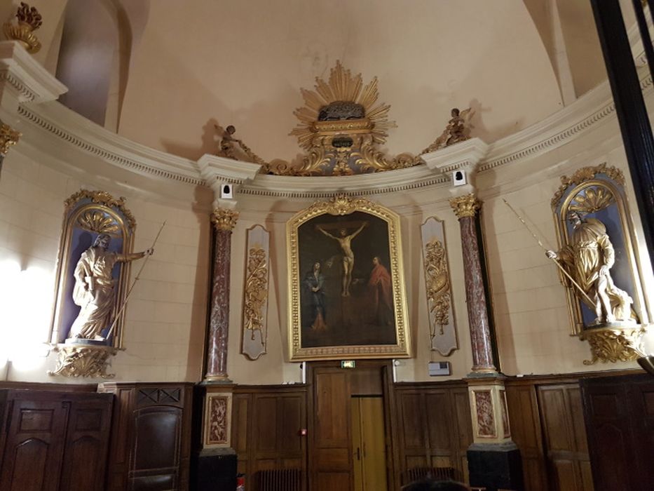 retable, tableau d'autel : le Christ en croix, statues : Saint Jacques, saint Roch - © Ministère de la Culture (France), Conservation des antiquités et des objets d’art de l’Aude – Tous droits réservés 