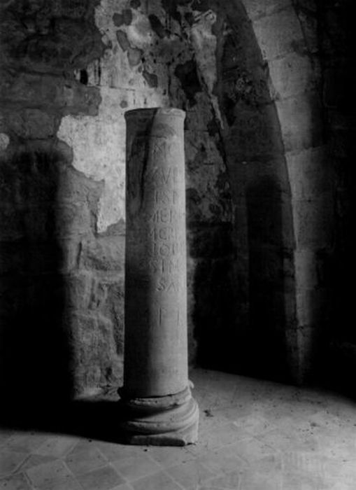 colonne - © Ministère de la Culture (France), Conservation des antiquités et des objets d’art de l’Aude – Tous droits réservés