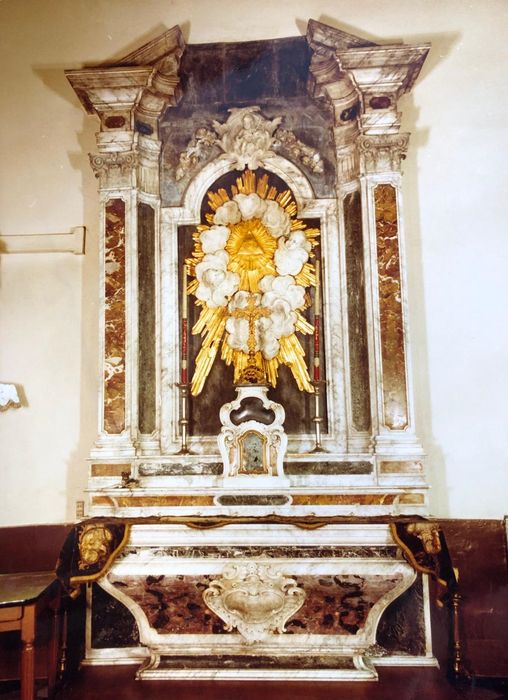Autel, retable