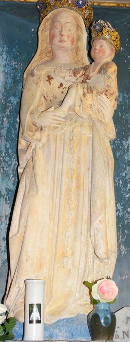 statue : Vierge à l'Enfant