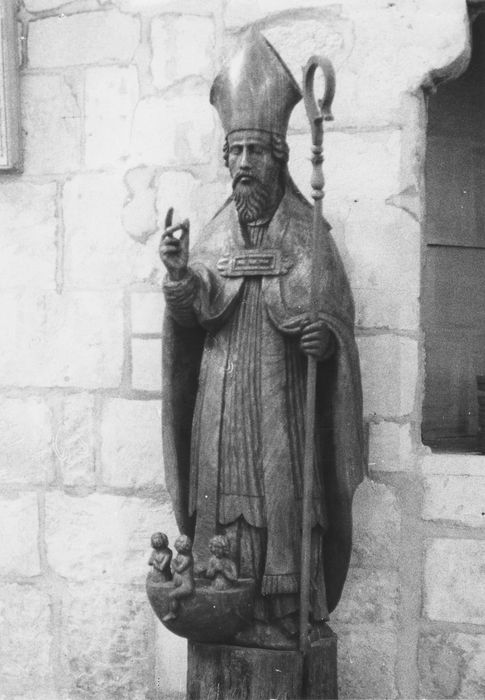 statue : Saint Nicolas