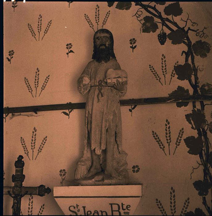statue : Saint Jean-Baptiste - © Ministère de la Culture (France), Conservation des antiquités et des objets d’art du Calvados – Tous droits réservés 