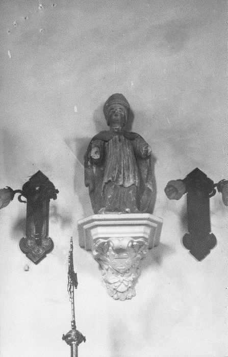 statue : Saint évêque