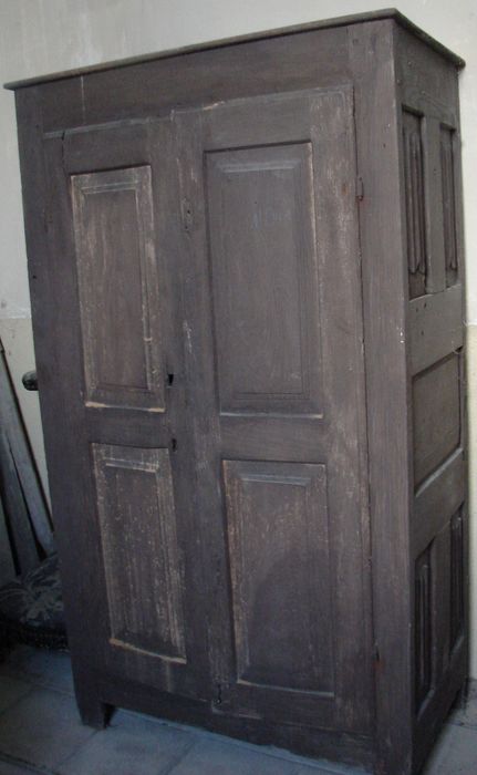 armoire de sacristie