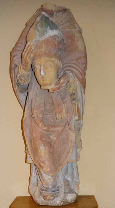 statue : saint Clair céphalophore