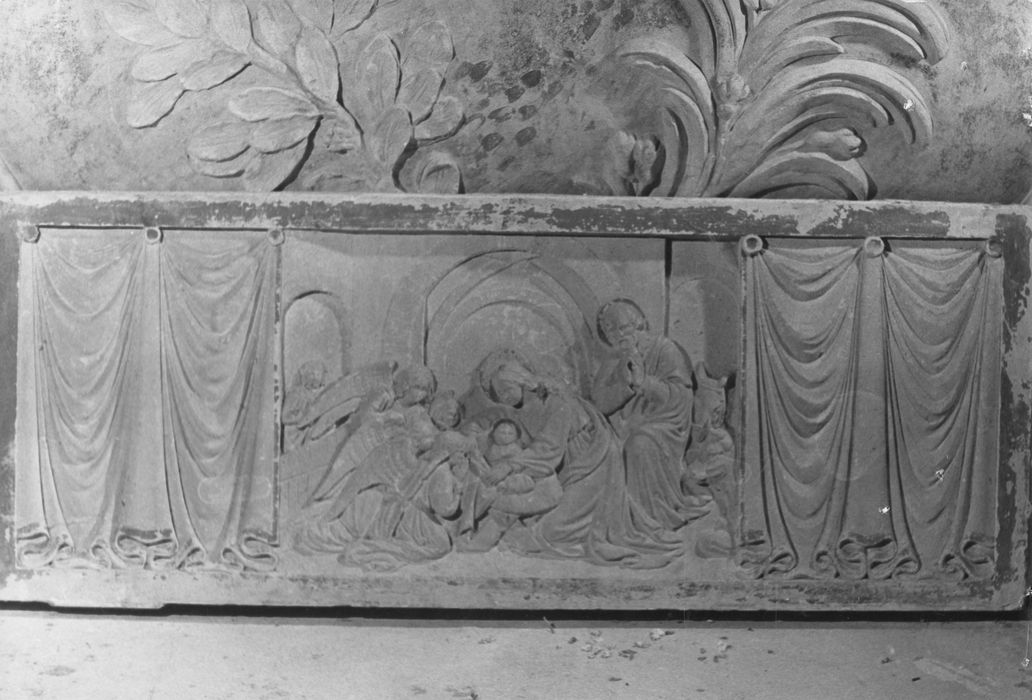 bas-relief : Adoration des anges