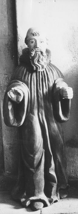 statue : Saint Benoît