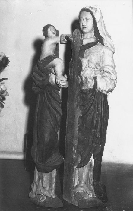 statue (statuette) : Vierge à l'Enfant