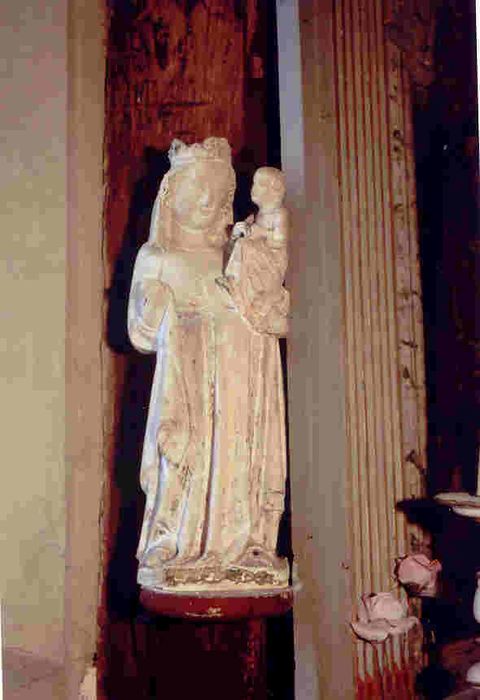 statue : Vierge à l'Enfant