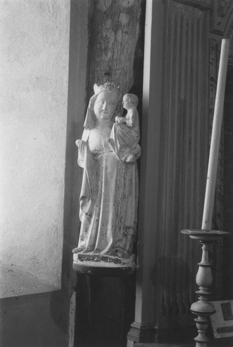 statue : Vierge à l'Enfant