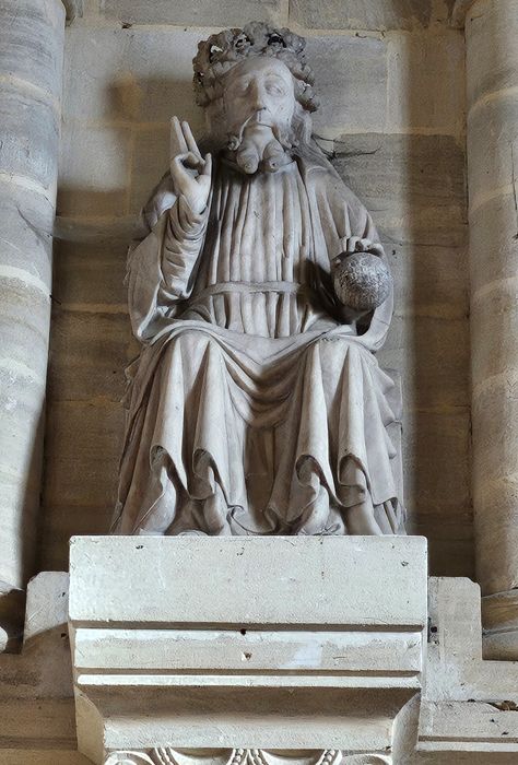 statue : Dieu le Père bénissant