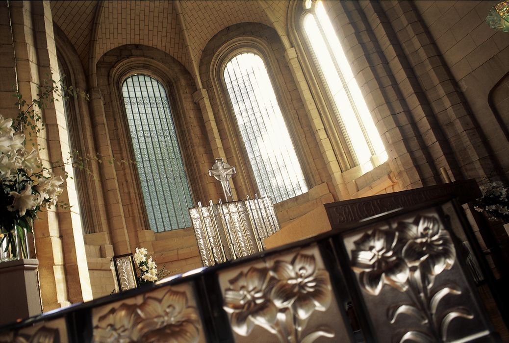 retable, verrières de l’abside