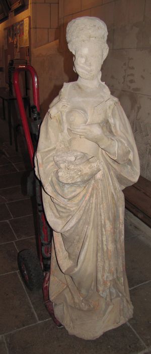 Statue : Vierge allaitant