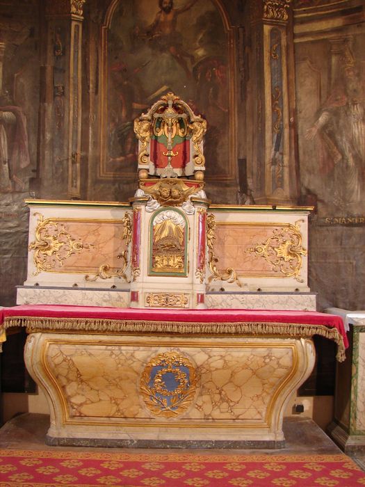 maître-autel, tabernacle, gradin