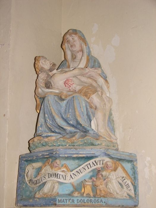 groupe sculpté : Vierge de Pitié - © Ministère de la Culture (France), Conservation des antiquités et des objets d’art du Calvados – Tous droits réservés