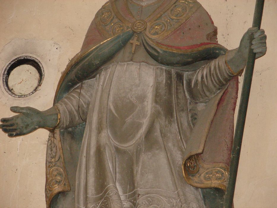 statue : Saint Denis, détail