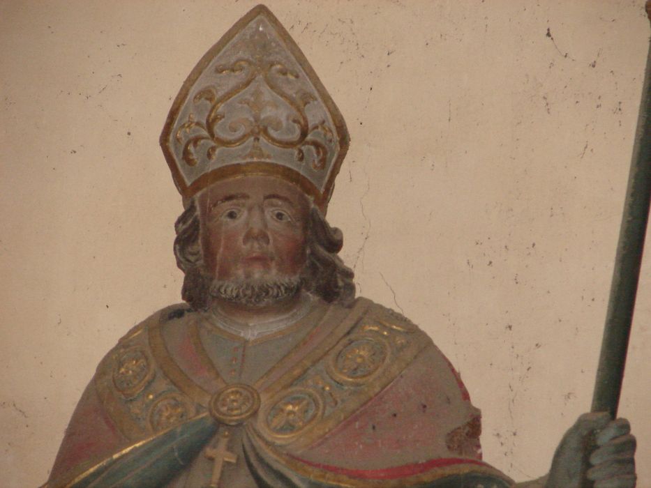 statue : Saint Denis, détail