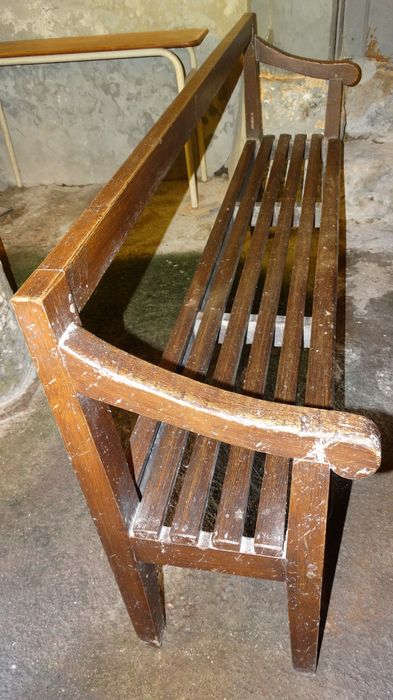 Deux bancs