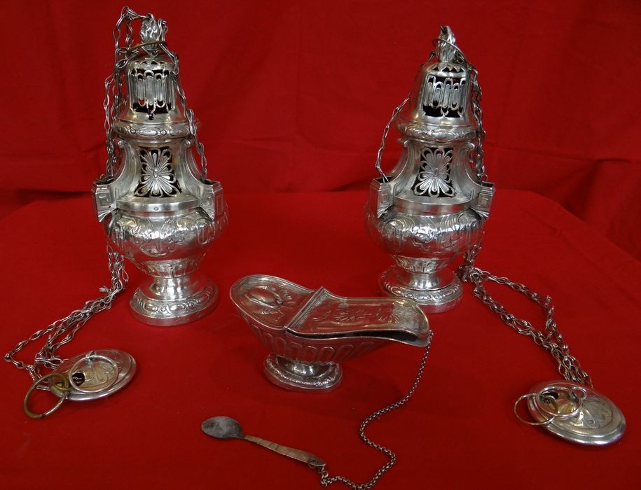 Navette et cuiller à encens