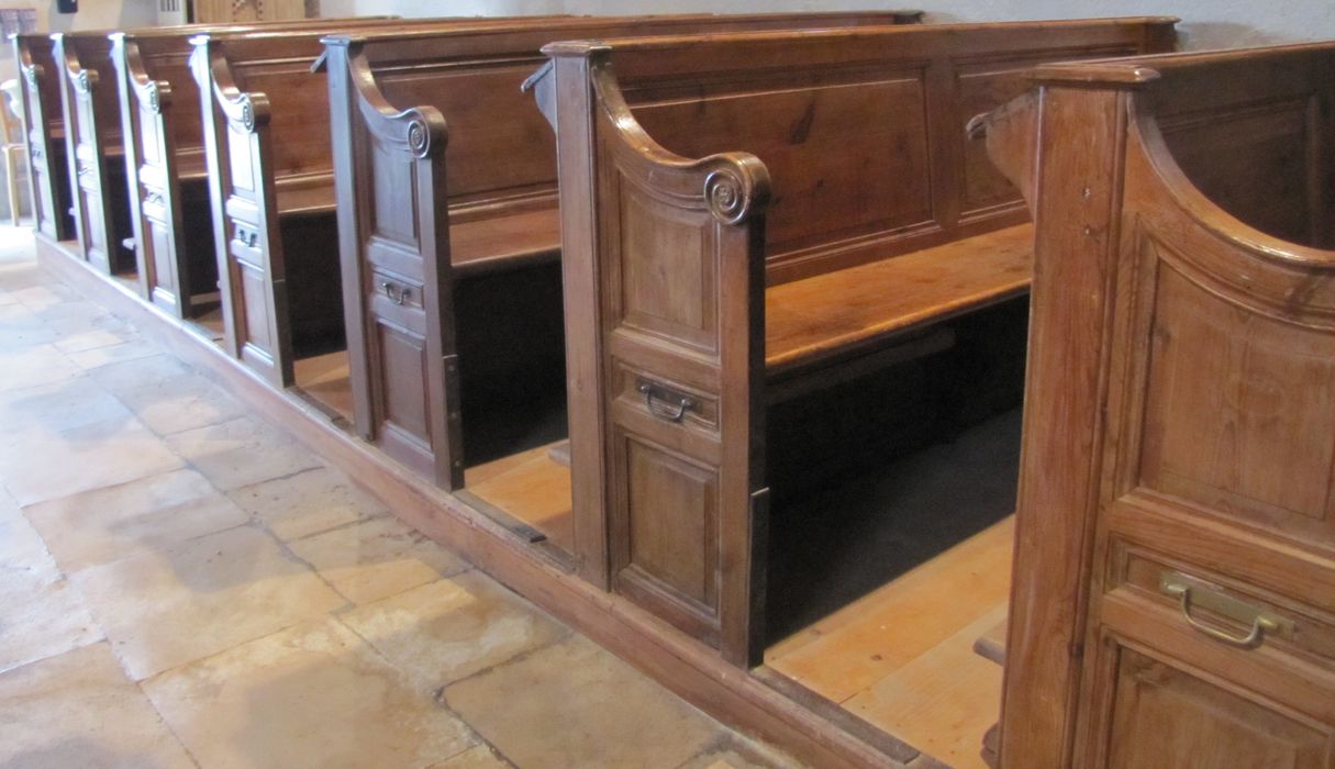 bancs de fidèles